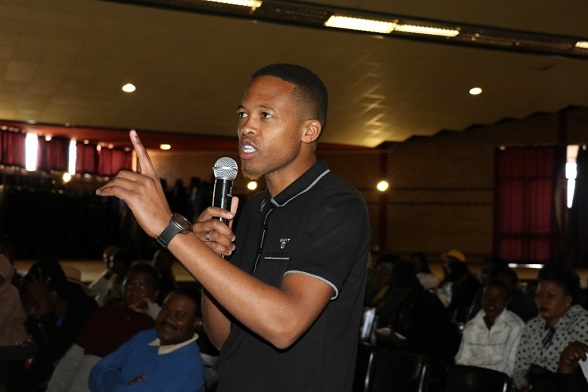 Youth information forum sparks dialogue